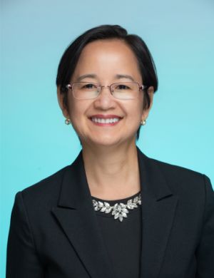 A photo of Dr. Huynh-Le, of Park Family & Cosmetic Dentistry